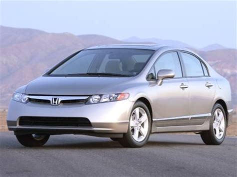 2006 Honda Civic DX Sedan 4D Pictures and Videos - Kelley Blue Book