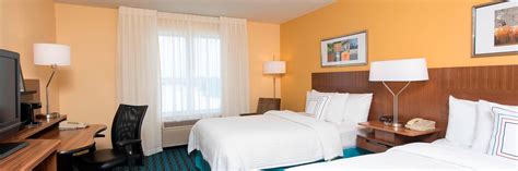 Hotels in Geneva, IL - Fairfield Inn & Suites St. Charles, IL - Rooms