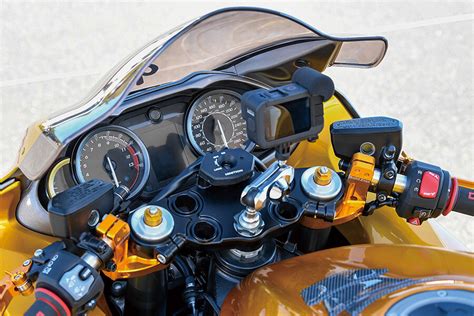 Suzuki HAYABUSA Custom by BABYFACE - Webike Magazine