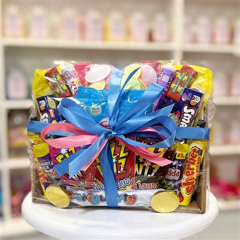 Lovely Sweet Hampers For Kids And Big Kids The British Hamper Company | atelier-yuwa.ciao.jp