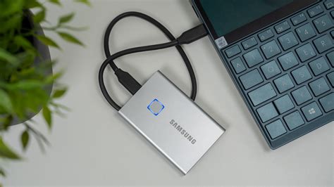 Test: Samsung Portable SSD T7 Touch mit 1 TB - Allround-PC : Allround-PC