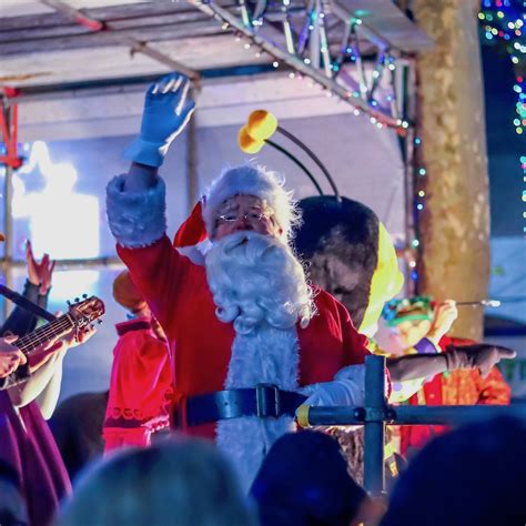 Father Christmas' Tour of Nailsea! | NailseaTown.com