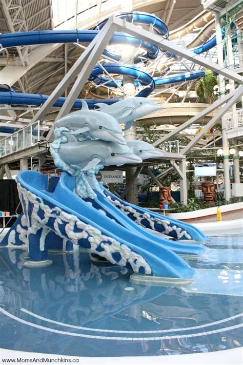 World Waterpark West Edmonton Mall - Moms & Munchkins