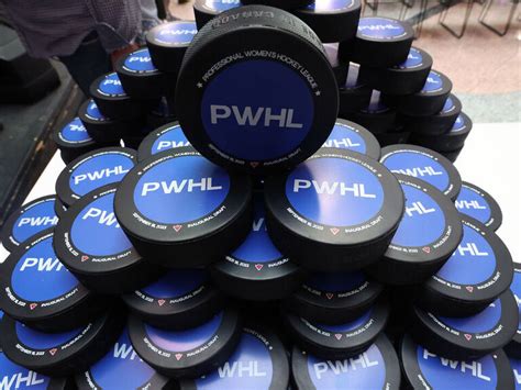 PWHL teams reveal finalized rosters for inaugural season | theScore.com