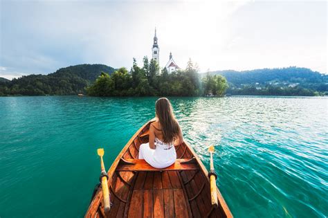 Frozen Lake Bled - Travel Slovenia