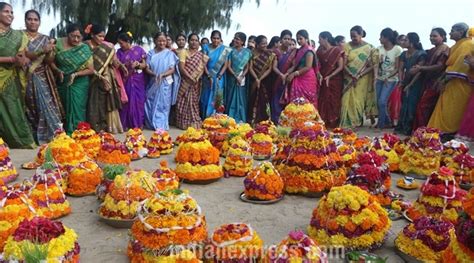 Bathukamma 2017: Significance and how it is celebrated | Religion News - The Indian Express