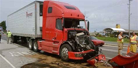 San Antonio Truck Accident Lawyer - 18 Wheeler Crash Lawyers | Attorneys Blog