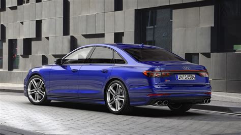 This is the newly facelifted Audi A8 | Top Gear