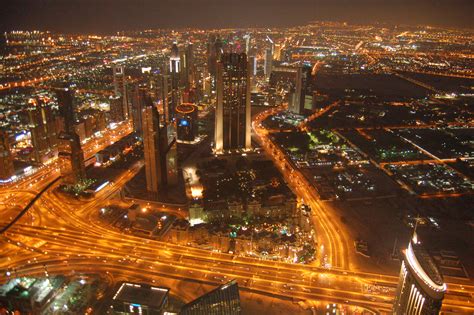 Burj Khalifa Observation Deck at night... - Page 2 - British Expats