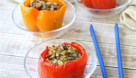 Spicy Quinoa Stuffed Peppers #Vegan #Recipe - Maple Mouse Mama