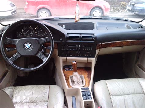 BMW 5 Series III (E34) 1988 - 1996 Station wagon 5 door :: OUTSTANDING CARS