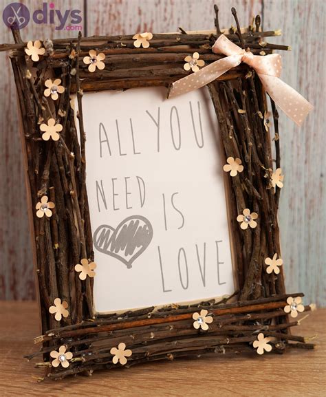 DIY Rustic Twig Frame - The Perfect Gift for Someone You Love