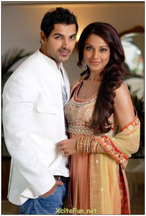 Cute Bollywood Couples - XciteFun.net