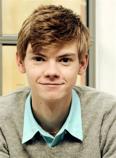 Thomas Brodie-Sangster 15/∞ ” | Thomas brodie sangster, Thomas sangster, Thomas brodie