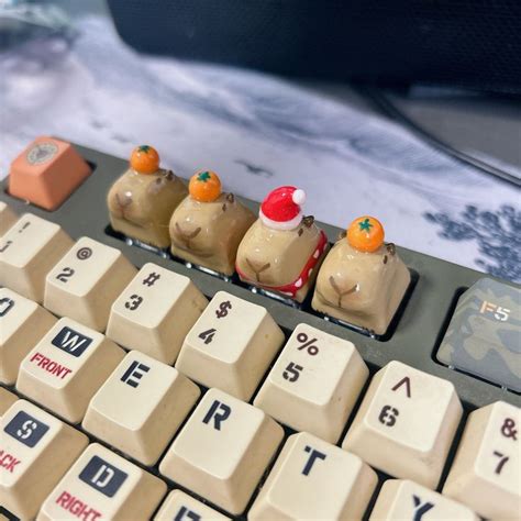 Handmade Capybara Keycap Mechanical Keyboard Caps Clay Xmas Capybara ...