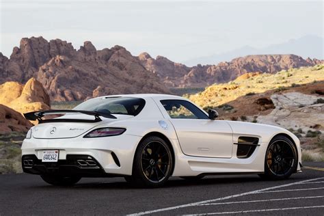 All cars logo HD: MERCEDES-BENZ SLS AMG BLACK SERIES BREAKS COVER