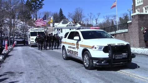 Ulster County Sheriff in St. Patrick's Day Parade 2022 ☘️ Columbia and District Pipe Band - YouTube