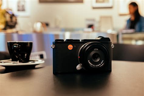 Geek Review: Leica CL | Geek Culture