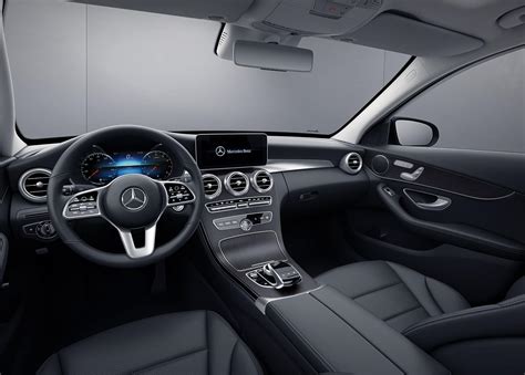 Mercedes-Benz C-Class Interior | Albany Motorcars GA