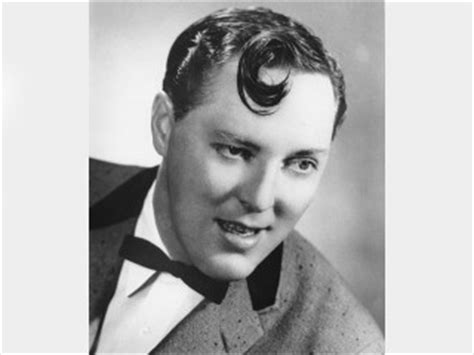 Bill Haley biography, birth date, birth place and pictures