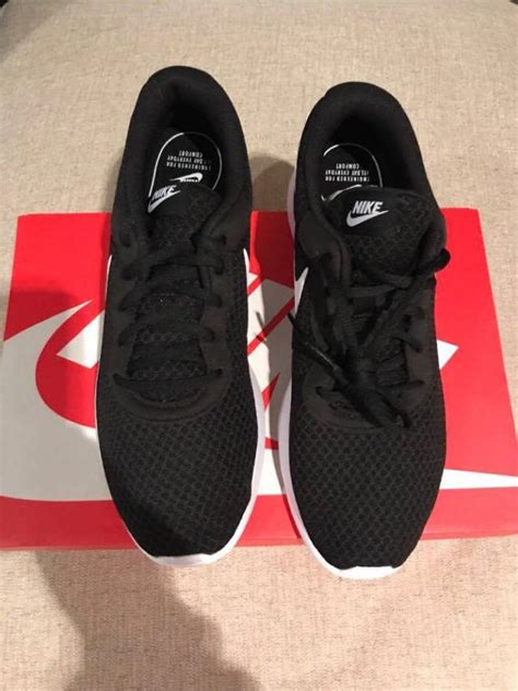 MEN'S NIKE TANJUN SNEAKER - Black/ White Size 10 | Kixify Marketplace