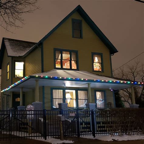 'A Christmas Story' house hits the market, interested buyers asked to write 'a theme' - Good ...