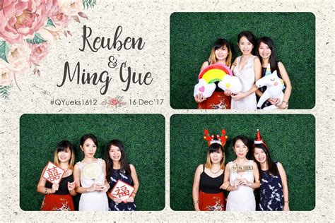 Wedding Photo Booth Singapore | Studio Quality Photographs