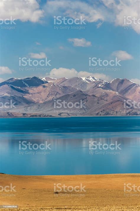 Lake Rakshastal Stock Photo - Download Image Now - Backgrounds ...