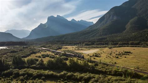 Rocky Mountaineer - First Passage to the West (Eastbound)