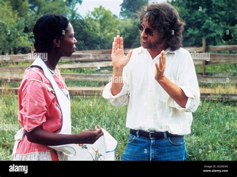 The color purple movie whoopi hi-res stock photography and images - Alamy