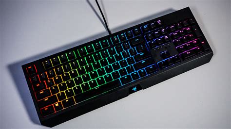 Đánh giá bàn phím cơ Razer Blackwidow Ultimate 2019 Green switch.