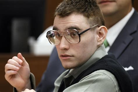 Jury is chosen to decide Florida school shooter's sentence | AP News