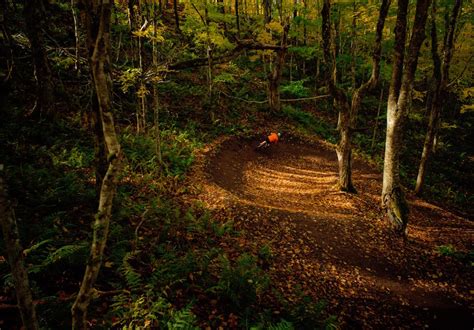 What Is a Berm: MOUNTAIN BIKING | Pedal Chile