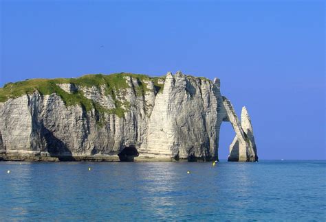 Etretat cliffs Free Photo Download | FreeImages