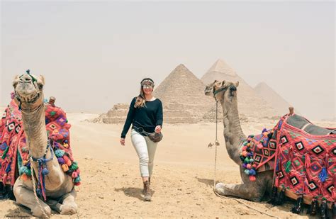 Camel Ride at The Giza Pyramids - El Gouna Tours