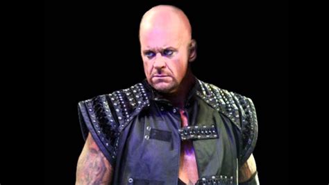 SEE UNDERTAKER BALD - WWE WRESTLEMANIA 28 - WHAT HE MIGHT LOOK LIKE ...