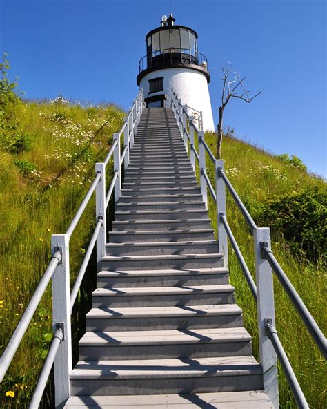 Owl's Head Lighthouse, Maine (With images) | Maine lighthouses, Owls ...