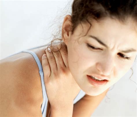 Causes And Ways To Overcome A Stiff Neck Muscles | Healthy Logica