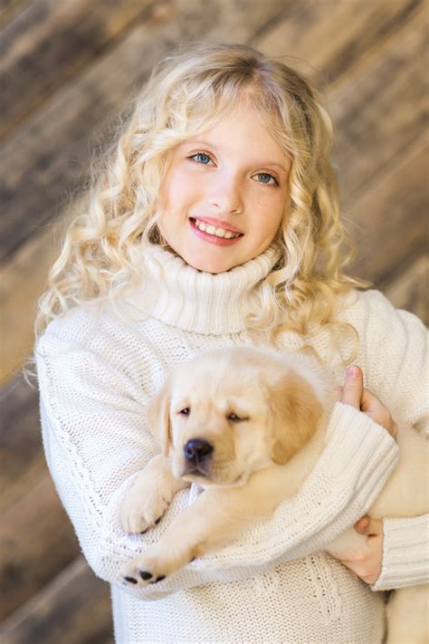 Stock Photo The little girl and Labrador 07 free download