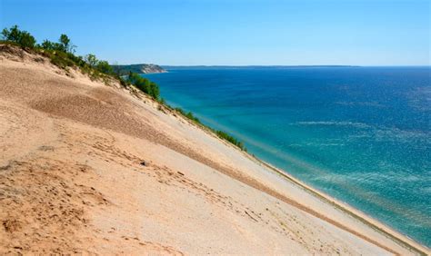 17 Best Beaches in Michigan (for 2024)