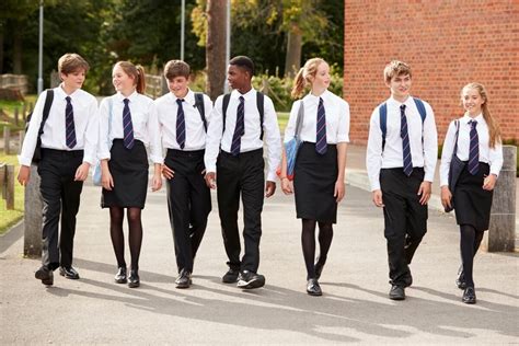 The Importance of a Dress Code in Schools - Magazines Weekly - Easy way to stay updated