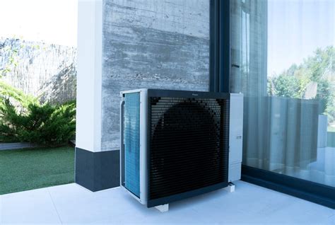 Daikin Altherma 3 R | Air-to-Water Heat Pumps | Daikin