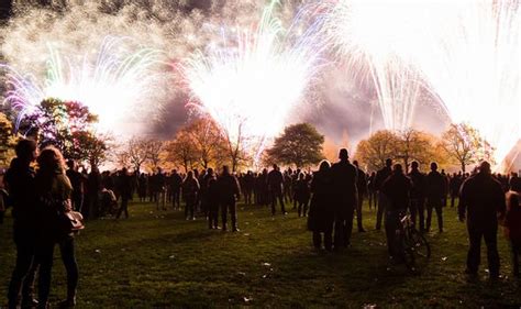 Firework displays 2019: The best places in London to watch bonfire ...