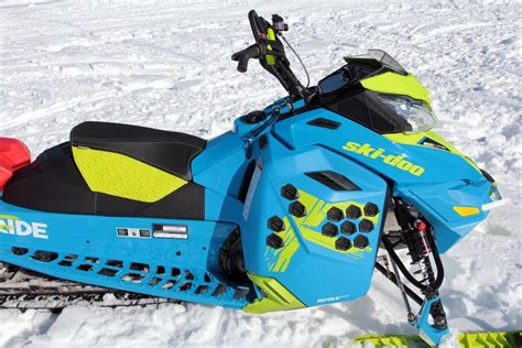 2017 Ski-Doo Freeride Review - Snowmobile.com