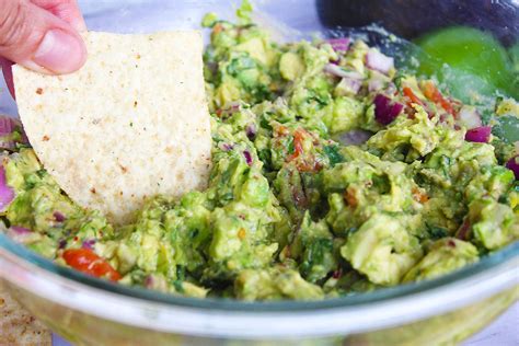 Easy Cilantro Lime Guacamole – The Mixed Menu