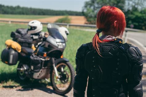 Motorcycle Armor: What Is It And Why Do You Need It? – Autowise