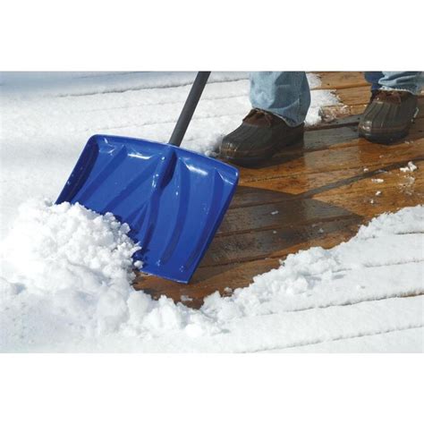 Suncast Suncast SN1000 18-in Snow Shovel, Navy in the Snow Shovels ...