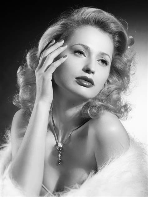 Old Hollywood Glamour Photography | Boudoir & Glamour Shoots