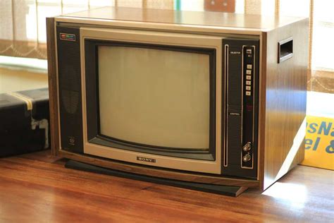 Television Invention: History and Timeline 1880s-2020s - INVENTgen