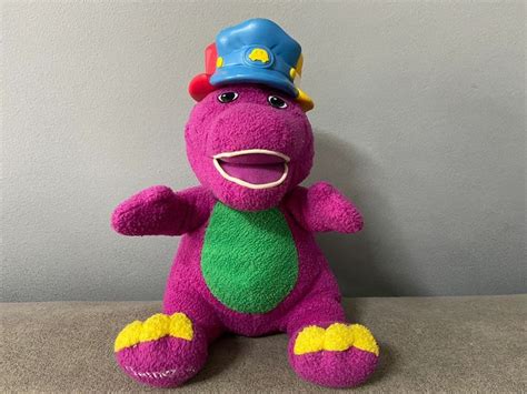 Barney plush Silly Hats Barney Fisher Price 2001 Purple barney the dinosaur Plush Soft Toy ...